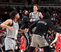 Karsa连续十五场比赛得分超过爆冷，篮网不断突破！